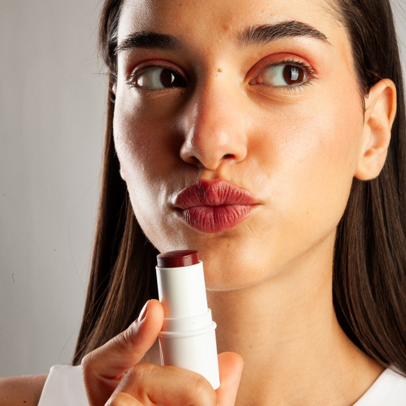 Stick & Glow Color (Ρουζ, Σκία, Lipstick)